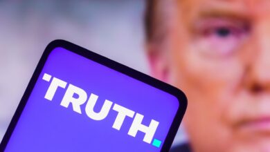 Truth+ lança streaming com conteúdo de teorias da conspiração para cultura geek