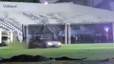 MC Ryan é preso após manobra arriscada em gramado