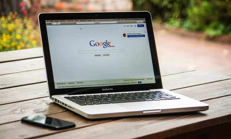 LLM integra anúncios do Google em conversas de chatbot AI