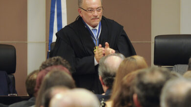 Ministro do TCU questiona Cedraz sobre INSS e governo