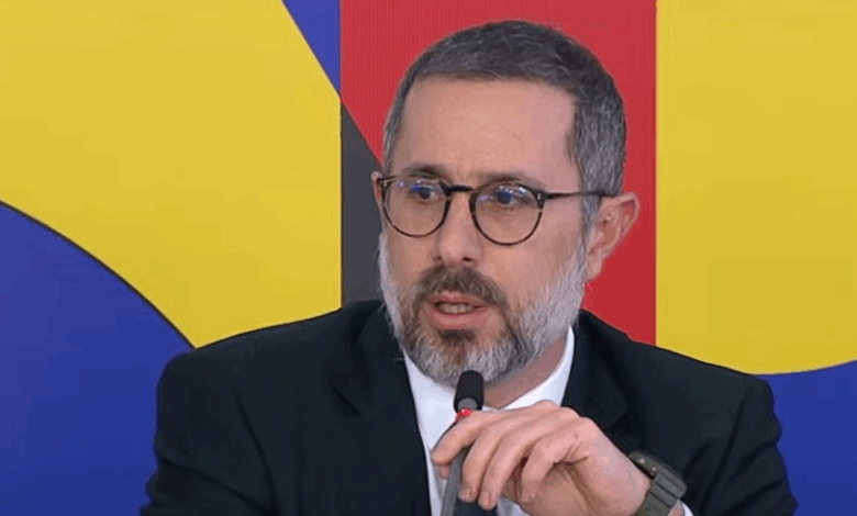 CGU alerta que desinformação prejudica população brasileira