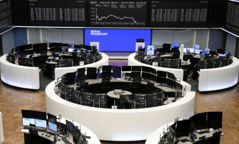 Mercados europeus fecham mistos após rali de investimentos