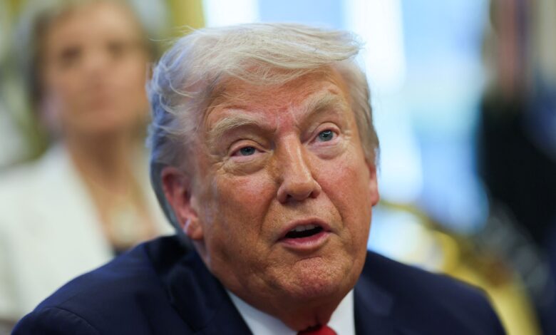 Trump propõe flexibilizar exportação de chip para mercado do Golfo