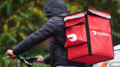 DoorDash investe US$ 4 bi e compra Deliveroo no mercado