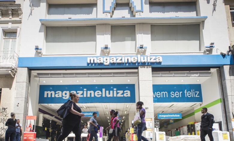 Magazine Luiza registra queda no lucro e impacto no mercado no 1º trimestre