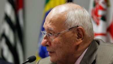 OAB-SP suspende julgamento de recurso contra Ives Gandra em ação política