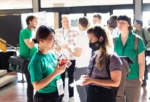 Startups recrutam voluntários para eventos em Boston em julho