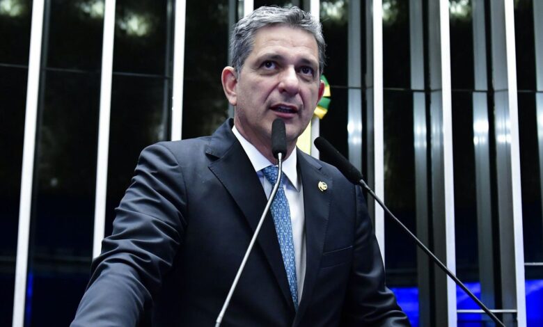 Líder do PT defende CPMI do INSS e governo resiste