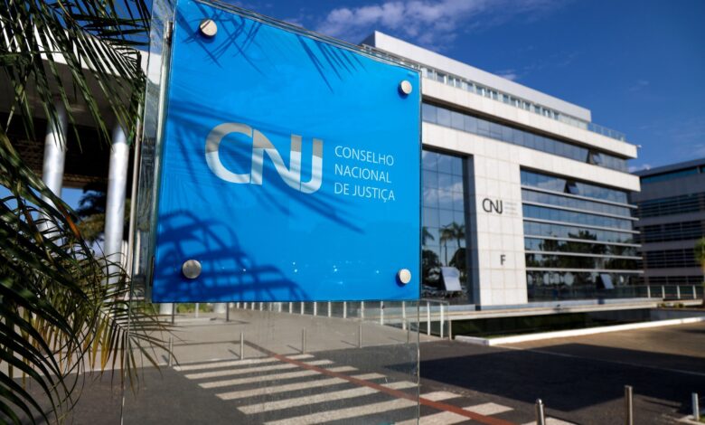 CNJ avalia conduta de juiz em caso de desconto do INSS