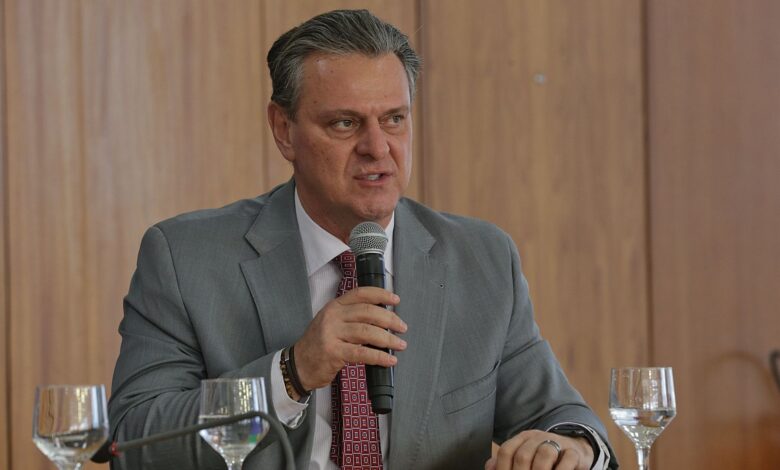Fávaro apoia projeto e divide governo na flexibilização ambiental