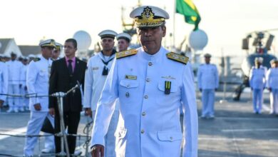 Comandante da Marinha assume Defesa durante férias no governo