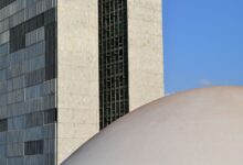 Congresso adia pautas prioritárias e trava governo