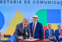 Sidônio enfrenta crise do INSS e pressiona governo Lula