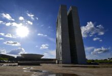Paulo Teixeira e Mauro Vieira enfrentam teste no Congresso do governo