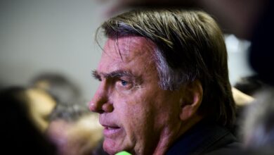 Bolsonaro critica aumento do IOF e cobra governo por impacto na economia
