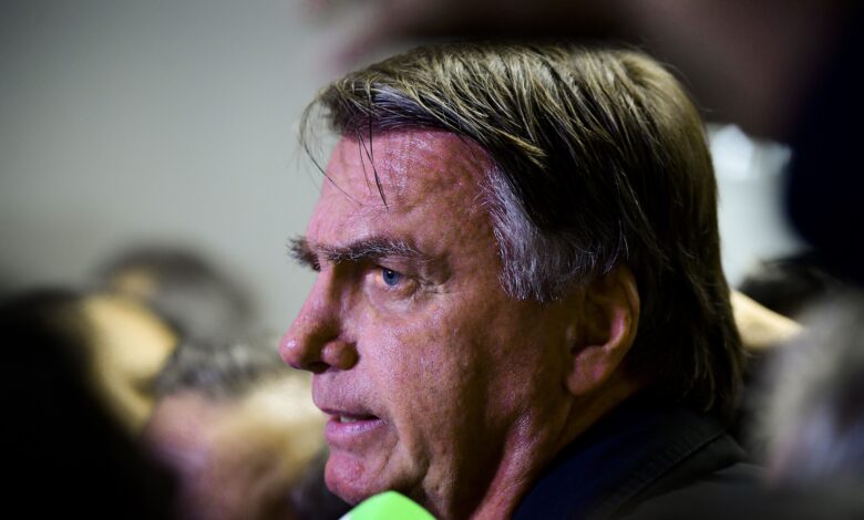 Bolsonaro critica aumento do IOF e cobra governo por impacto na economia