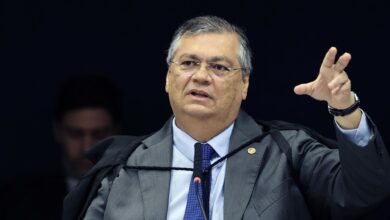 Dino aceita justificativa da Câmara sobre emendas no governo