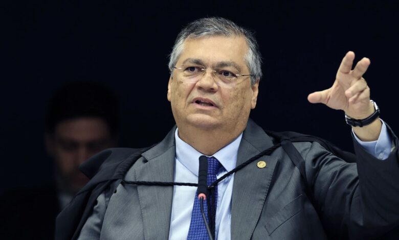 Dino aceita justificativa da Câmara sobre emendas no governo