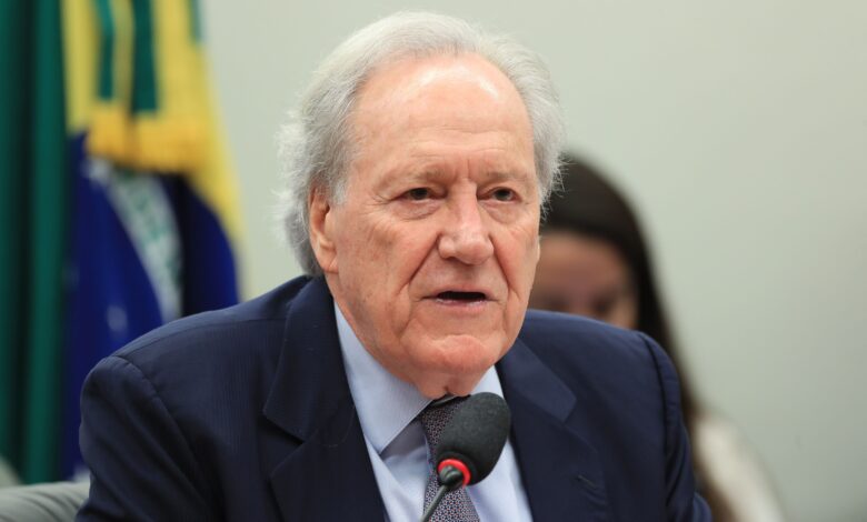 Lewandowski nega ação de espiões russos no governo Brasil