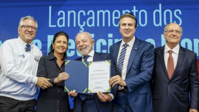 Lula participa de lançamento do curso de medicina no governo Sírio-Libanês