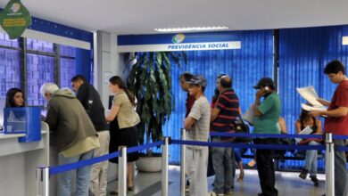 Juiz suspende descontos do INSS em decisão histórica