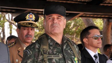 Ex-comandante diz que carta foi tentativa de ruptura política