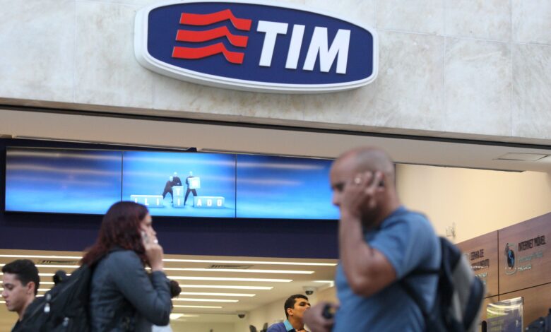 TIM registra alta de 56% no lucro e impulsiona mercado no 1º tri