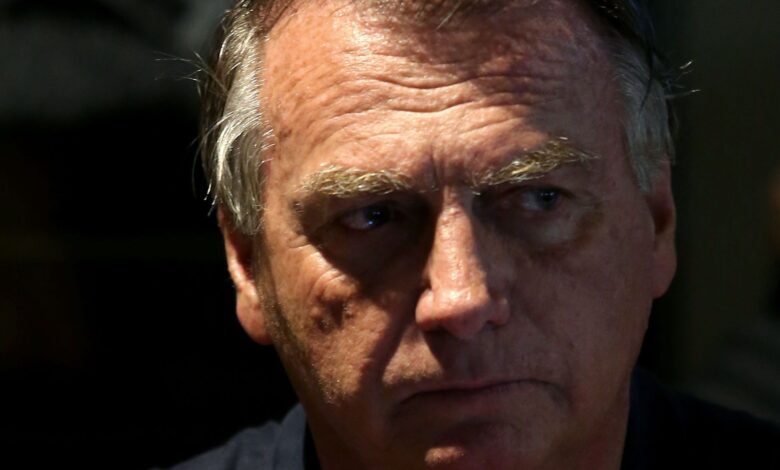 Defesa de Bolsonaro pede novo adiamento de oitivas no governo