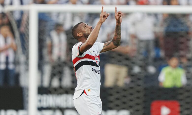 São Paulo vence Alianza Lima por 2 a 0 na Libertadores