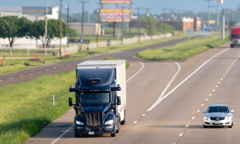 Aurora lança serviço de caminhão autônomo no Texas