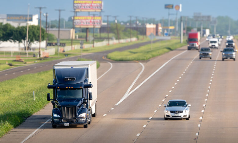 Aurora inicia transporte comercial autônomo com robô em Texas