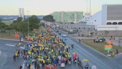 Parlamentares protestam contra STF e exigem posicionamento de Hugo em ato pró-anistia