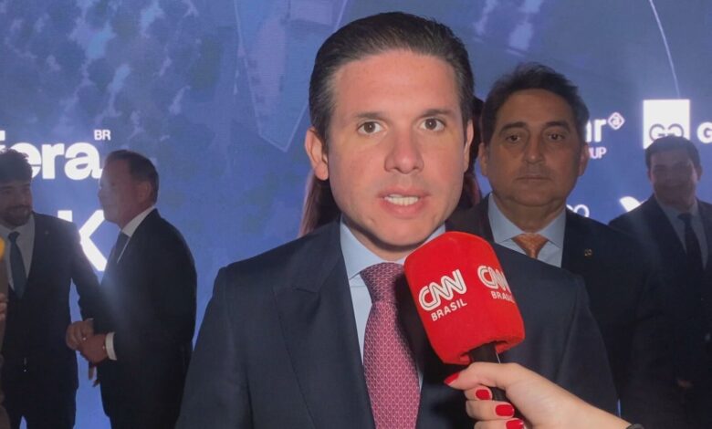 Hugo diz que decisão sobre Ramagem teve apoio de 300 deputados no Congresso