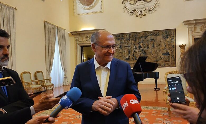 Alckmin anuncia convite ao Papa Leão XIV para COP30 no governo