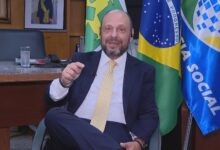 Chefe do INSS admite falha em mecanismos contra fraudes do governo