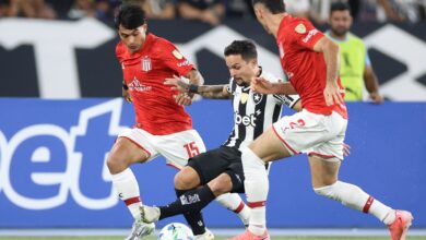 Botafogo garante vitória sobre Estudiantes e avança na Libertadores