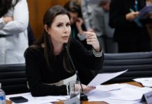Oposição avalia comissão especial para anistia no Congresso