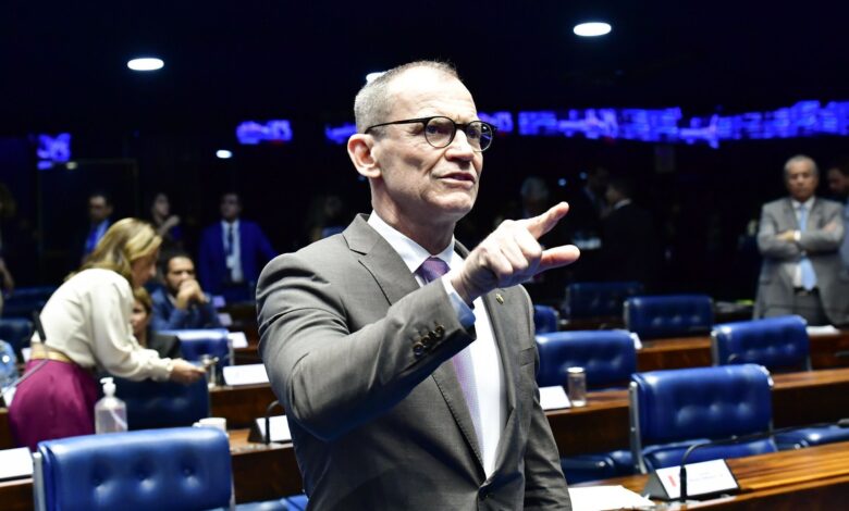 Senador do PT reforça apoio à CMPI e cobra ação do Congresso