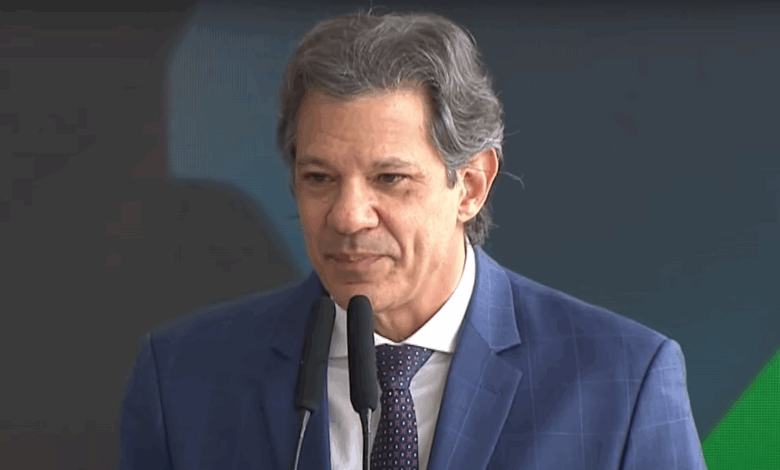 Haddad apresentará medidas de ajuste fiscal a Lula para controlar inflação