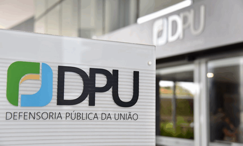 DPU recomenda protocolo para acolhimento LGBT no Exército do governo