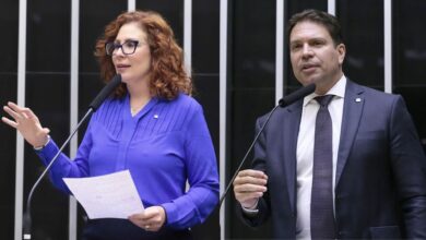 Entenda casos Zambelli e Ramagem e impacto no governo