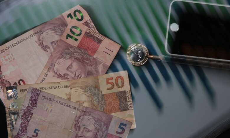 Receitas extras caem R$ 81 bi com ajustes no CARF
