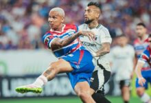 Fortaleza vence Colo-Colo e entra na zona da Libertadores