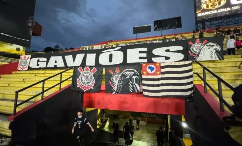 Gaviões da Fiel critica Augusto Melo após novo pedido de impeachment