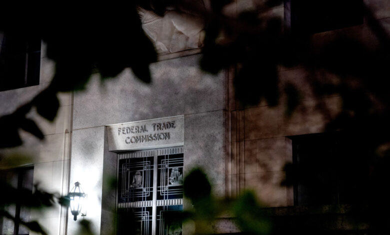 FTC proíbe taxas ocultas em eventos ao vivo e aluguel no retail a partir de 12 de maio