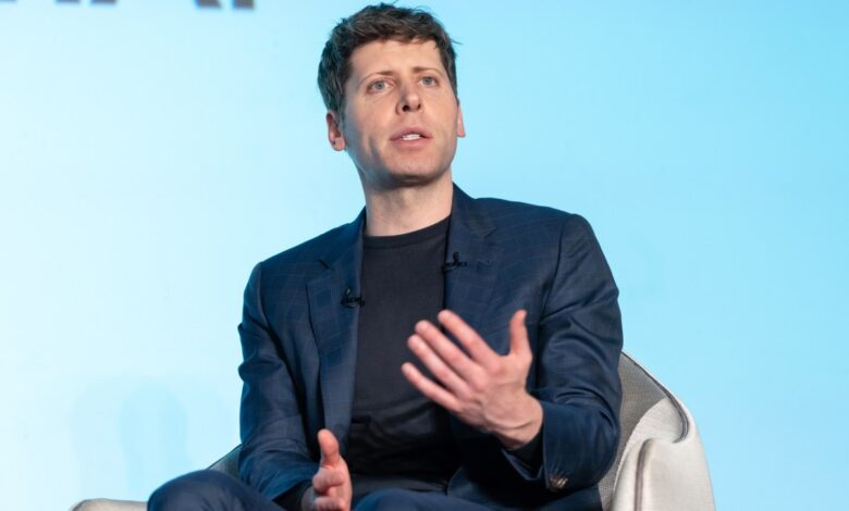 Sam Altman's World lança dispositivo móvel de verificação para startups