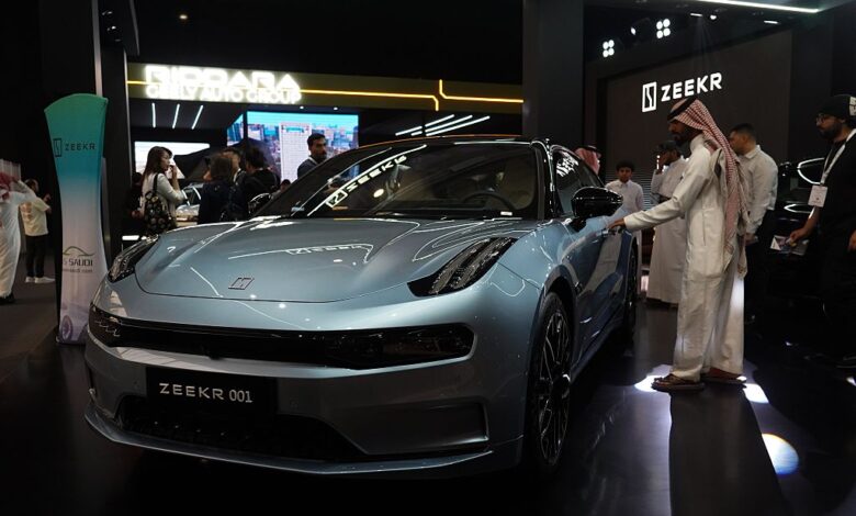 Geely quer tornar Zeekr startup EV privada na China