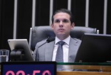 Oposição cobra Hugo Motta sobre Ramagem e pressiona STF