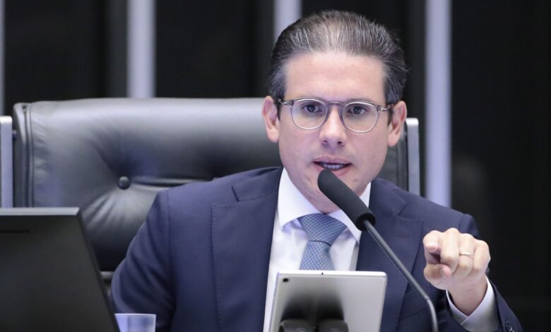 Hugo indica Pedro Paulo para coordenar GT da reforma administrativa do governo