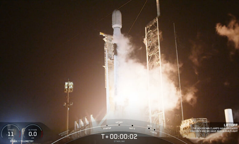 SpaceX lança foguete Falcon 9 com 28 satélites em órbita